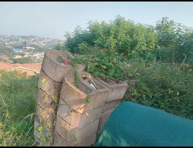 915M² VACANT LAND FOR SALE IN BLUFF